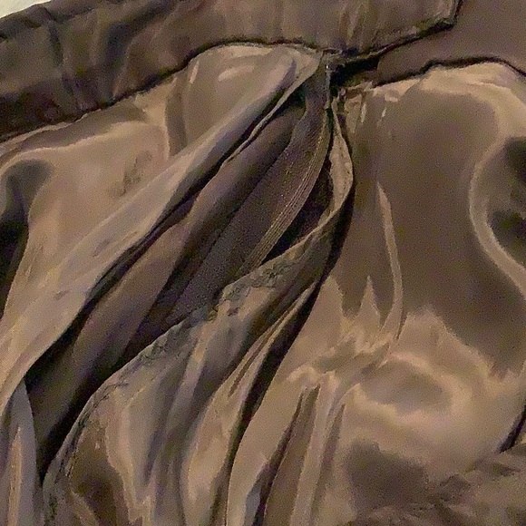 Chic Brown Ruffled Skirt Set - Picture 13 of 13